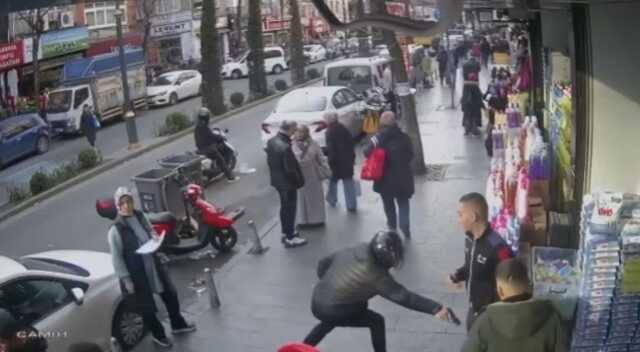 İstanbul'da gence silahlı saldırı kamerada: Yanlış adamı vurmuş