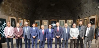 Albayrak Grubu'nun 'Kelime-i Tevhid' Hat Sergisi Kayseri'de açıldı