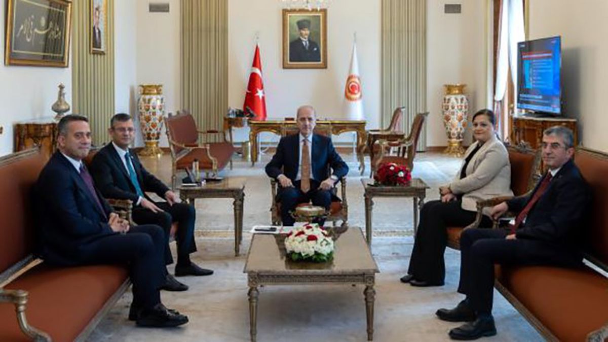 TBMM Başkanı Kurtulmuş'un CHP'den 2 ricası: Anayasa ve içtüzük değişikliğini beraber yapalım