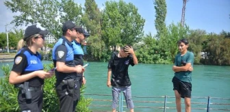 Polis, sulama kanallarına giren çocukları uyardı