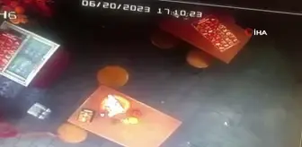 Kuzenini bıçaklayan saldırgan tabureyle dövüldü