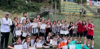 Beşiktaş U13 Kız Futbol Takımı Şampiyon Oldu