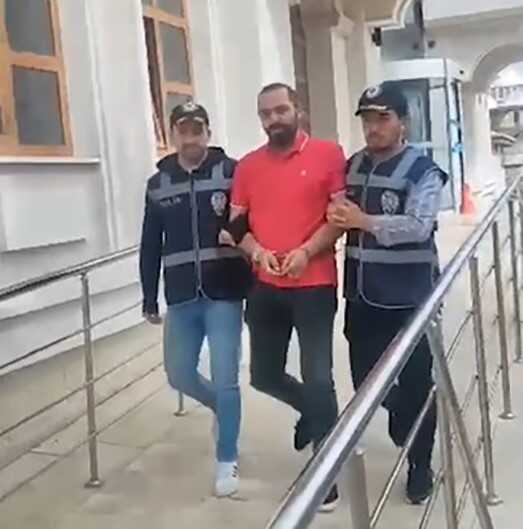 Kendini istihbaratçı olarak tanıtıp 1 yıldır kral dairesinde kalan dolandırıcı yakalandı
