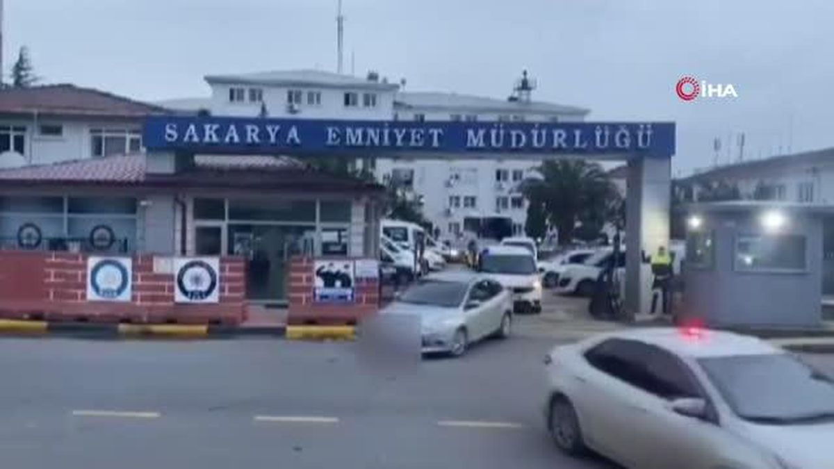 Polisten eş zamanlı uyuşturucu operasyonu: 23 gözaltı