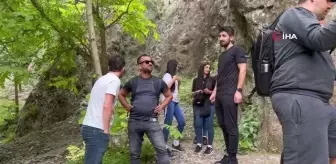 Yüksekovalı dağcılar Kaval Şelalesi'ni gezdi