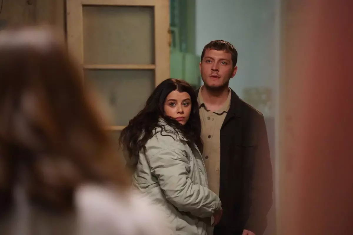 Ateş Kuşları dizisi 22. bölüm fragman İZLE! Ateş Kuşları 2. sezon fragmanı yayınlandı mı? Ateş Kuşları yeni sezon fragman İZLE!