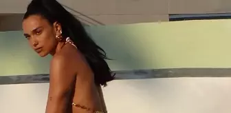 Bikini koleksiyonunu tanıtan Dua Lipa, fiziği ile hayranlarının aklını başından aldı