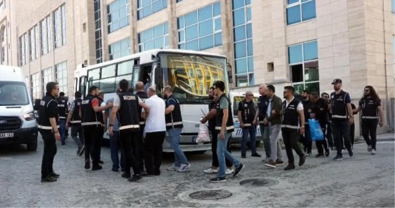 Edirne'de silah ve mühimmat kaçakçılığı operasyonu: 24 gözaltı
