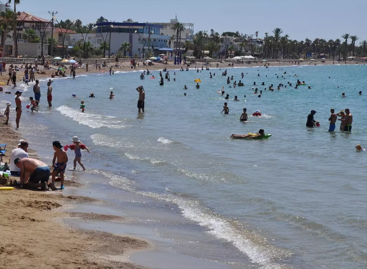 Mersin'de Kurban Bayramı tatili turist akınına uğradı