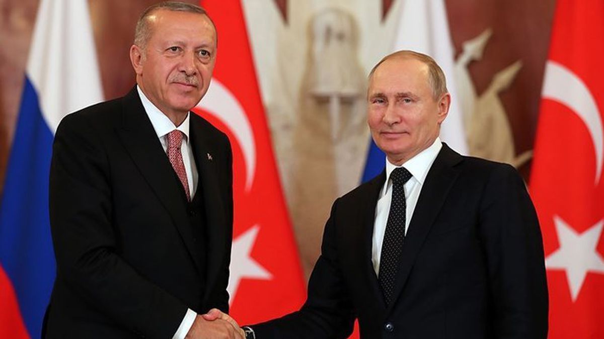 Son Dakika: Cumhurbaşkanı Erdoğan, Rusya lideri Putin'le görüştü! İsyana karşı tam desteğini iletti