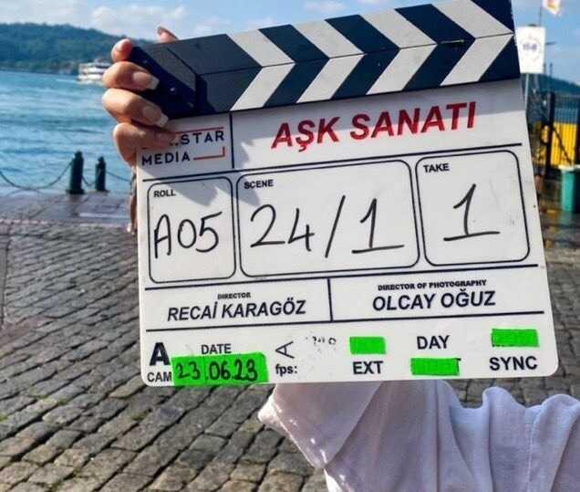 Birkan Sokullu ve Esra Bilgiç'in yer aldığı Aşk Sanatı filminden ilk kareler geldi Birkan Sokullu ve Esra Bilgiç'in yer aldığı Aşk Sanatı filminden ilk kareler geldi