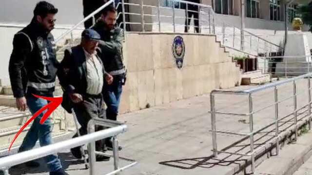 Çökertilen çetenin 82 yaşındaki lideri mahkemeye bastonuyla getirildi Çökertilen çetenin 82 yaşındaki lideri mahkemeye bastonuyla getirildi