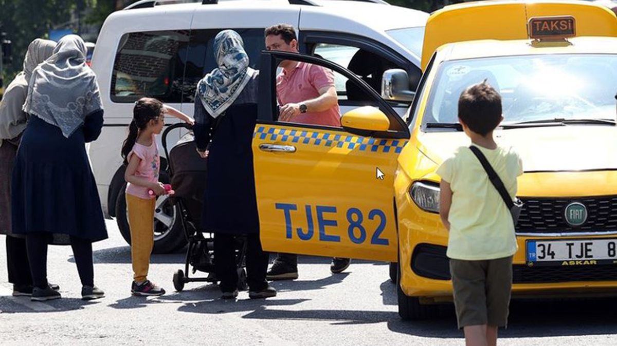 İstanbul'un kanayan yarası taksi sorunu! Ahlaksız pazarlık objektiflere böyle yansıdı