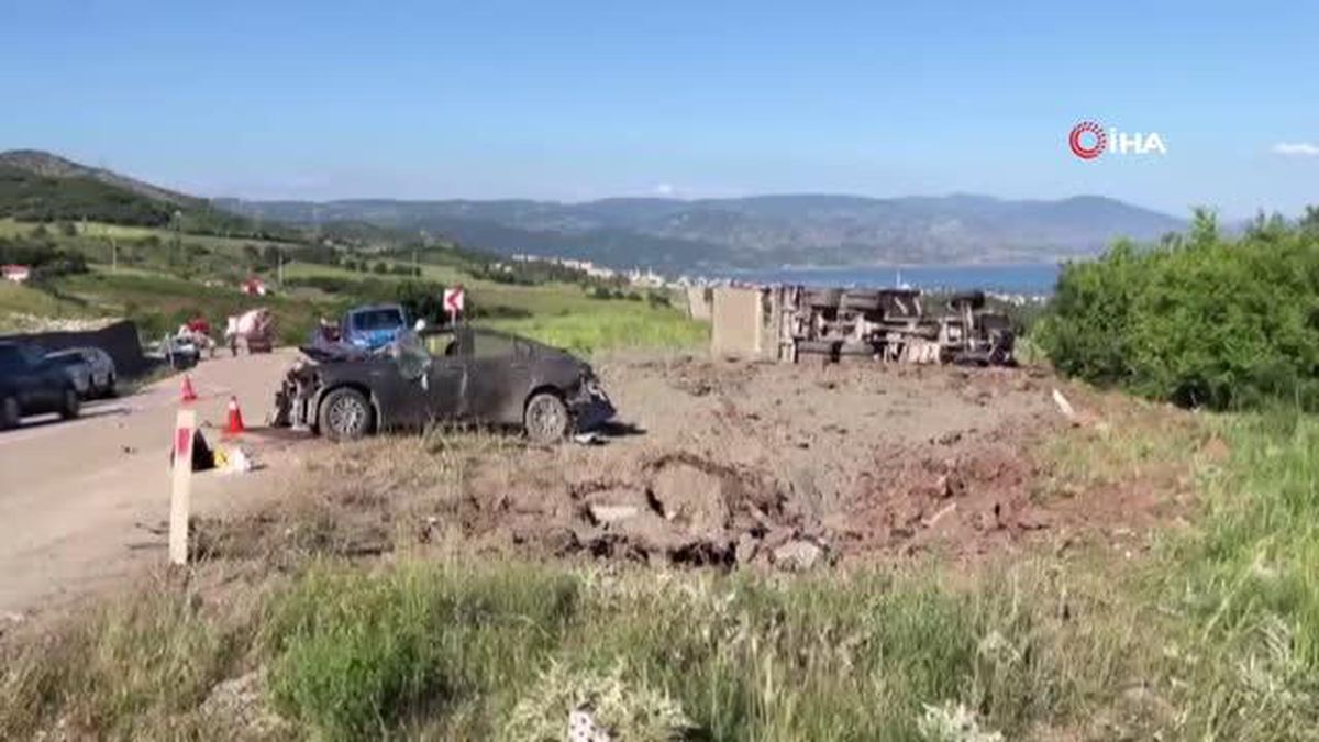 Tokat'ta Kamyon ile Otomobil Çarpıştı: Ölü ve Yaralılar Var