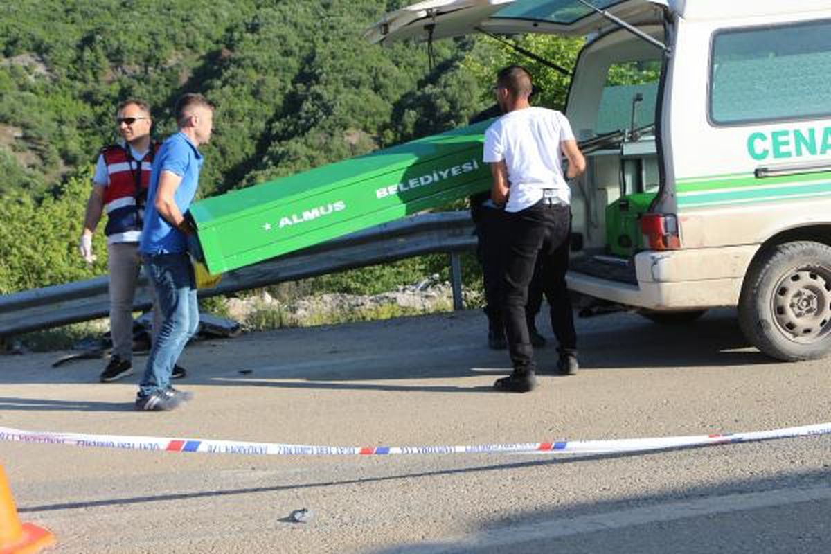 Tokat'ta trafik kazası: 3 kişi hayatını kaybetti