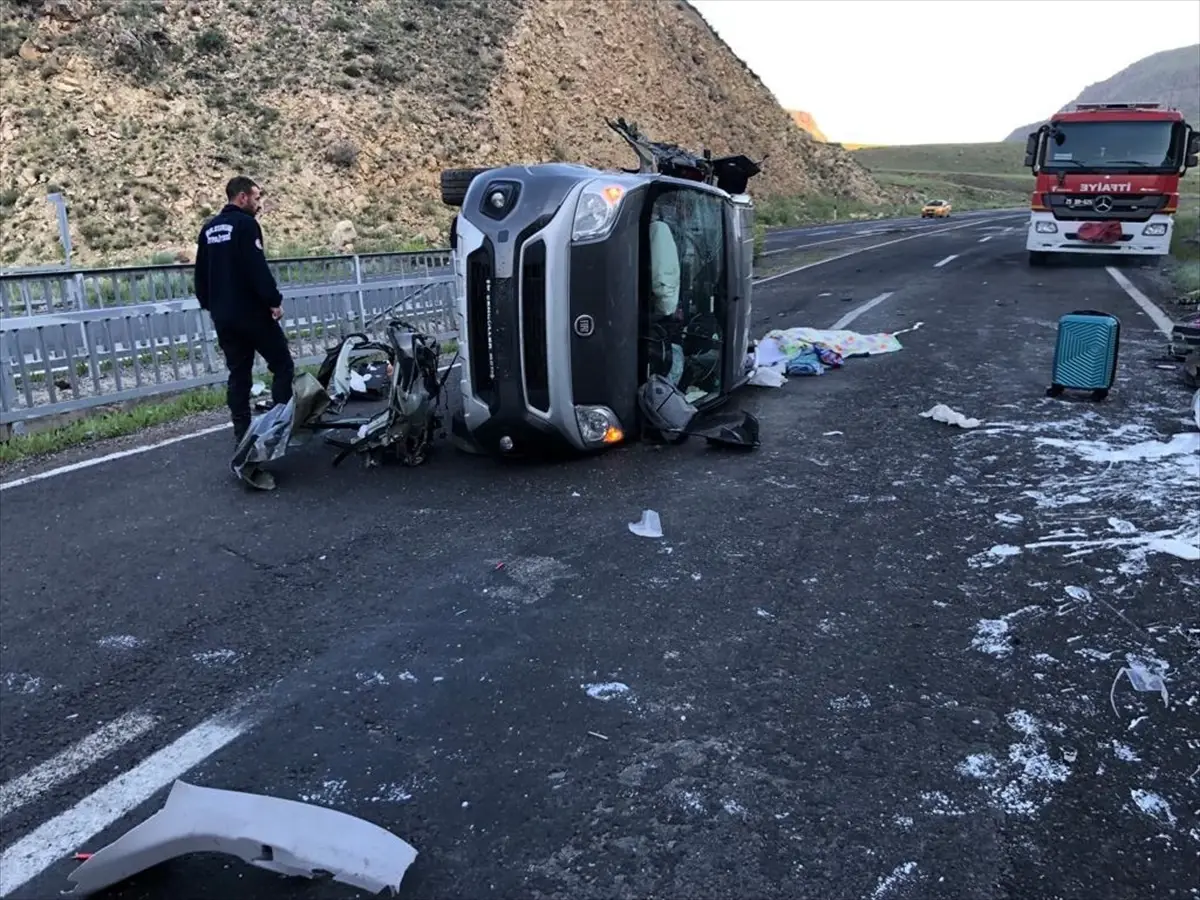 Erzurum'da trafik kazası: 1 ölü, 2 yaralı