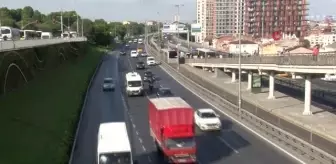 İstanbul'da haftanın ilk günü yollar boş kaldı