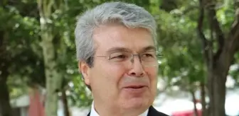 Profesörden hasta kurbanlığı anlamak için 'kulağını tutun' önerisi