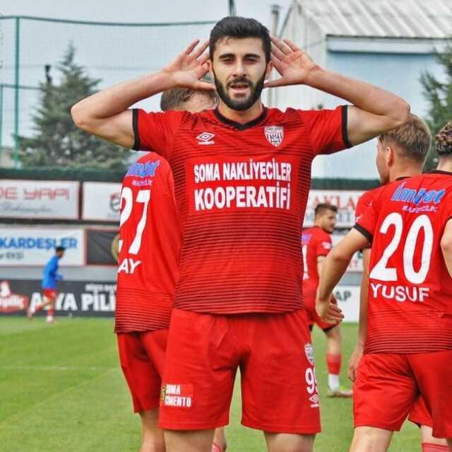 Beşiktaş'ın yeni transferi fabrika işçisi çıktı