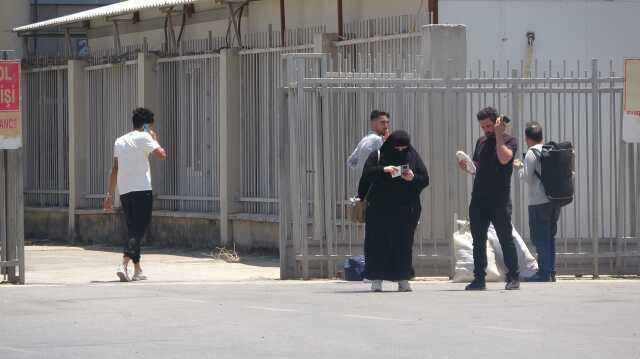 Cilvegözü Sınır Kapısı'nda alışılmışın dışında bayram görüntüsü