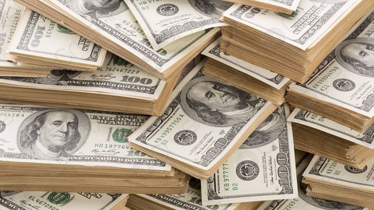 Dün rekor tazeleyen dolar 25.82 liradan satılıyor