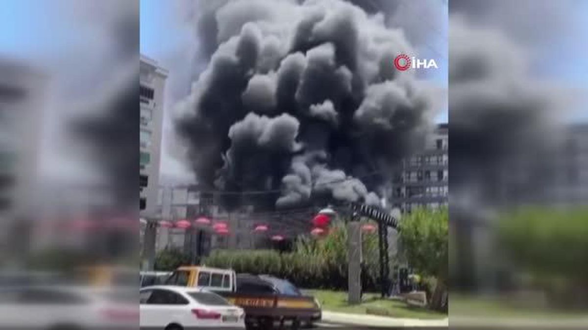 İzmir'de çocuk parkında korkutan yangın