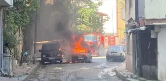 Kastamonu'da Otomobil Yangınında 3 Araç Hasar Gördü