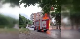 Park halindeki çekici alev topuna döndü