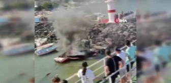 Tekirdağ'da iki tekne alev alev yandı