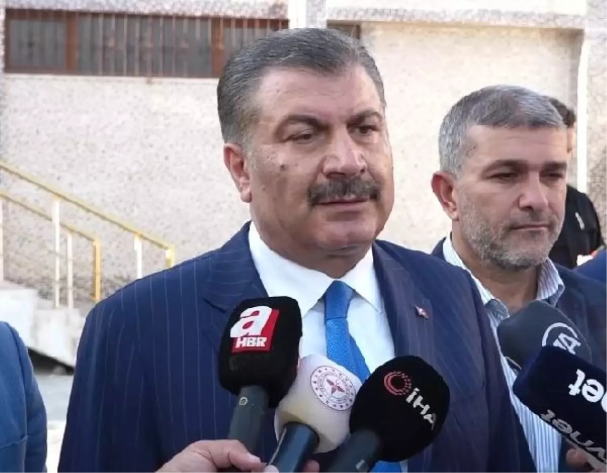 Sağlık Bakanı Fahrettin Koca Hatay'da sağlık sorunlarını çözecek hastanelerin açılacağını açıkladı