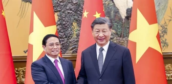Çin Cumhurbaşkanı Xi Jinping, Vietnam Başbakanı ile Görüştü