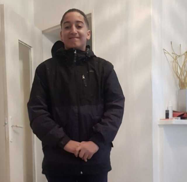 Fransa'da polisin açtığı ateş sonucu 17 yaşındaki sürücü öldü