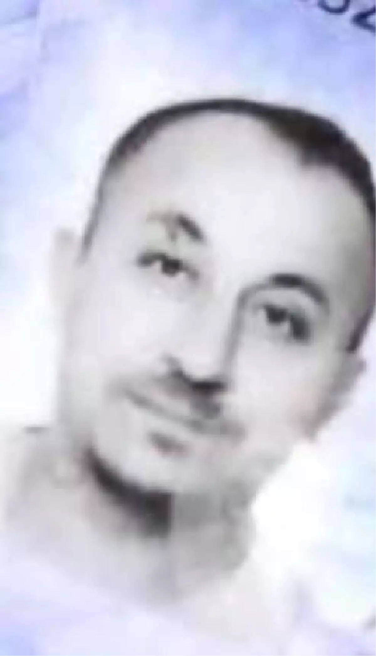 Tarsus'ta sulama kanalına uçan otomobilde 3 kişi hayatını kaybetti