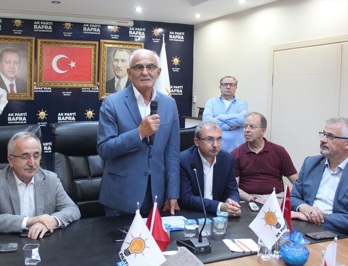 Yusuf Ziya Yılmaz, Bafra'da bayramlaşma programına katıldı