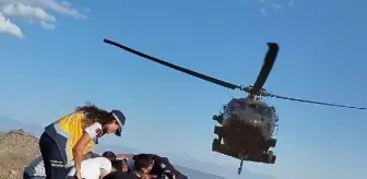 Tunceli'de Yaralanan Genç Kız Helikopterle Hastaneye Ulaştırıldı