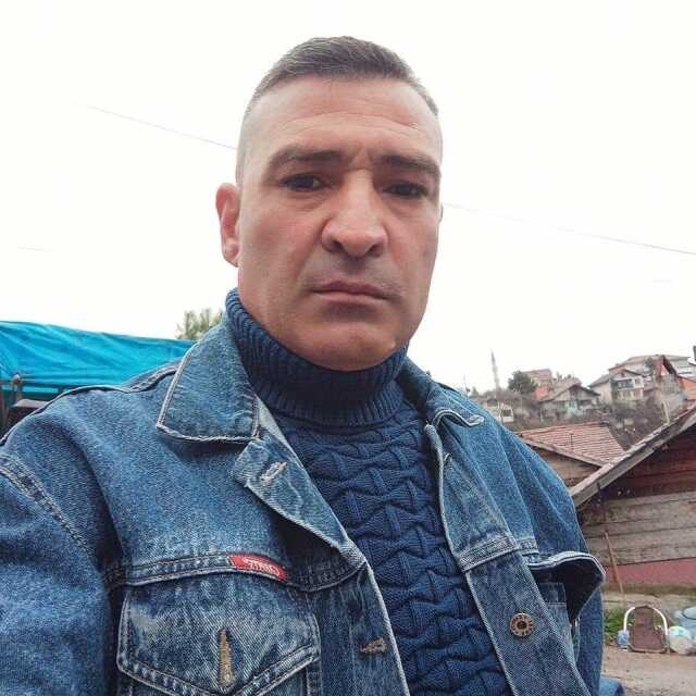 Balkondan tırmanıp girdiği evde gelinini öldürdü! Silah tutukluk yapınca oğlunu ve karısına zarar veremedi