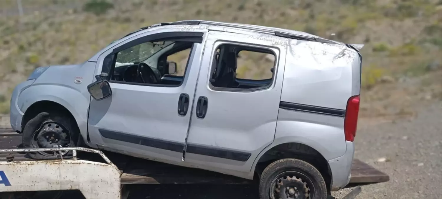 Kars'ın Kağızman ilçesinde otomobil kazası: 1 ölü, 3 yaralı