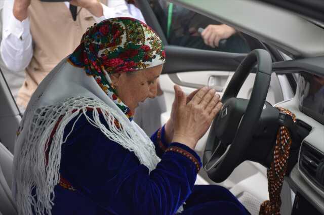 Türkmenistan'a Togg Otomobilleri Teslim Edildi Türkmenistan'a Togg Otomobilleri Teslim Edildi