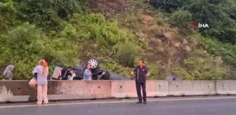 Zonguldak'ta otomobil bariyere çarparak takla attı: 6 yaralı