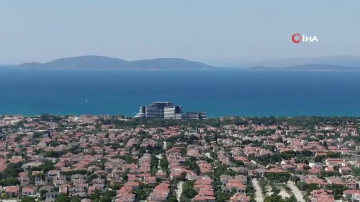 Alaçatı sokakları dolup taştı