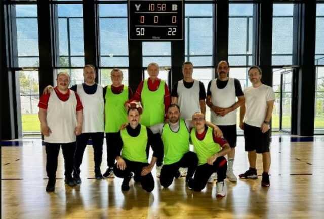 Cumhurbaşkanı Erdoğan basketbol maçı videosu! 30 Haziran 2023 Cumhurbaşkanı Erdoğan'ın basket maçında kimler vardı, maç kaç kaç bitti?