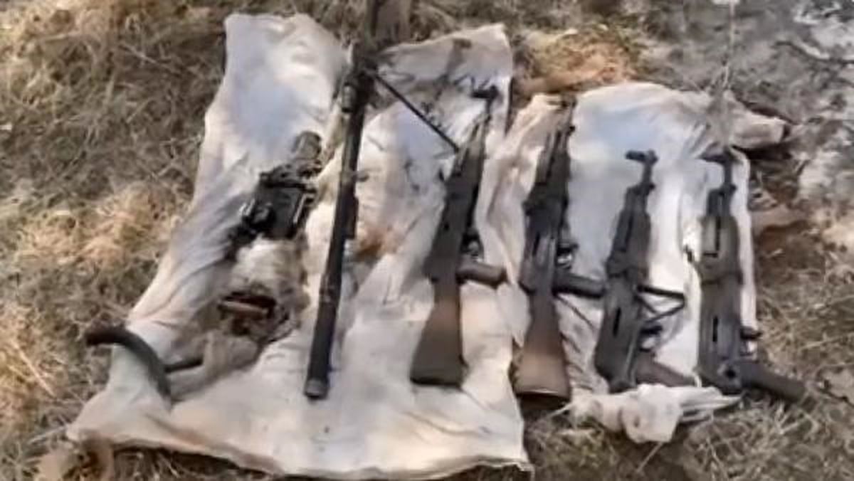 Pençe-Kilit Operasyonu Bölgesinde PKK'ya Ait Silahlar Ele Geçirildi