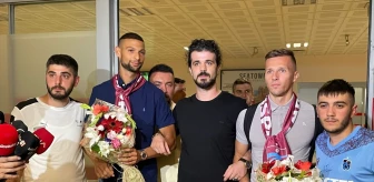 Trabzonspor'a transfer görüşmesi için gelen futbolcular karşılandı