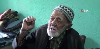 105 yaşındaki 'Mehmet Amca' yaşantısıyla gençlere örnek oluyor