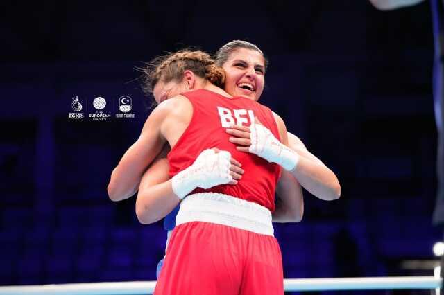 Busenaz Sürmeneli Polonya'da altın madalya kazandı