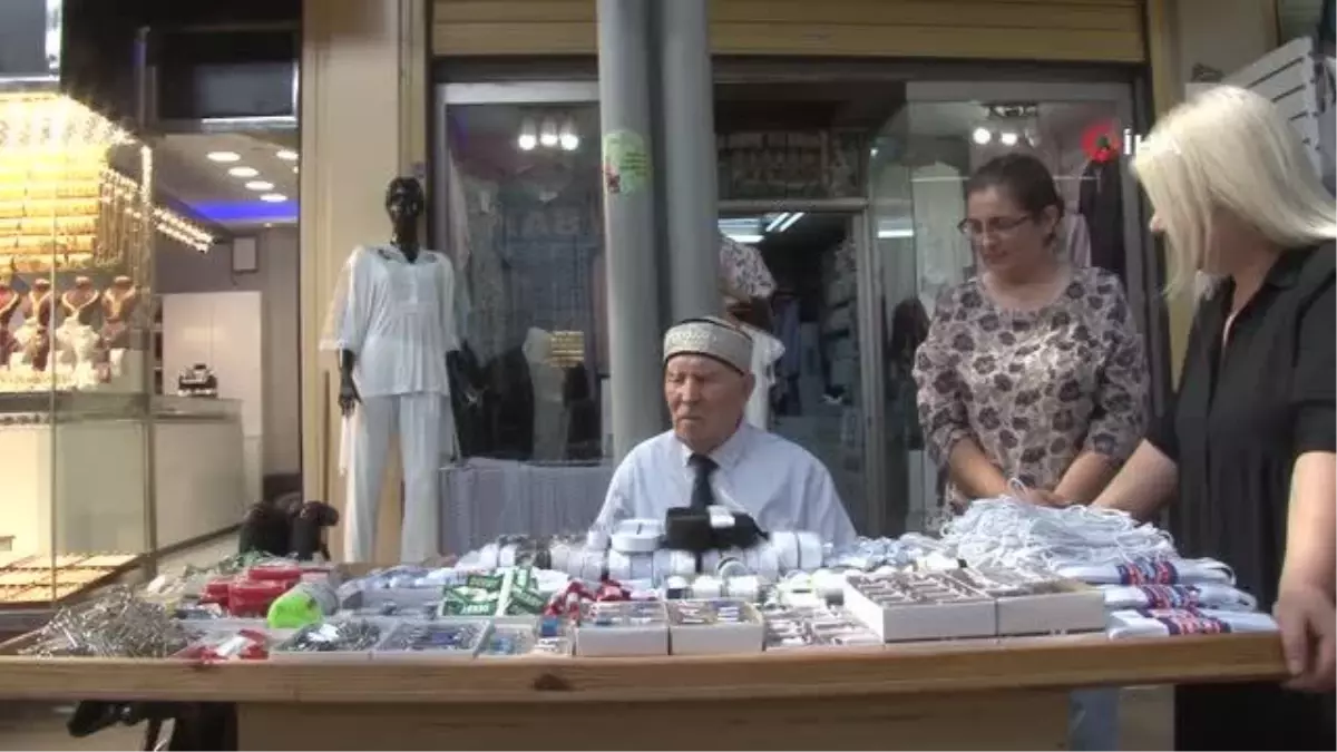 Görerek değil dokunarak tanıyor