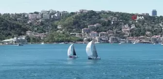 İstanbul Boğazında Yelkenli Şöleni