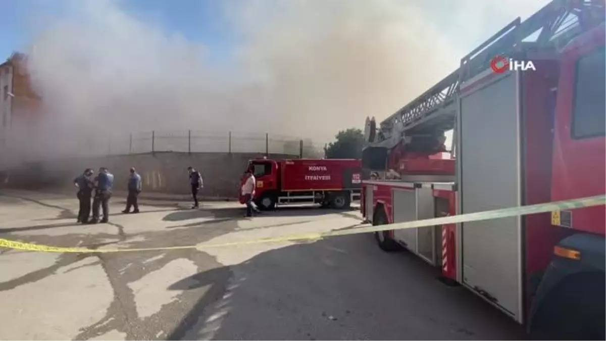 Konya'da elektrikli bisiklet ve motosikletlerin bulunduğu depoda yangın