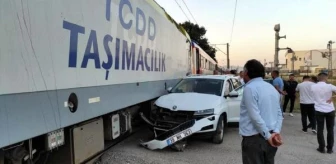 Çerkezköy'de Otomobil Trenle Çarpıştı, Yaralanan Olmadı