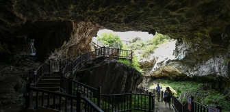 Pamukkale'nin yerin altındaki benzeri Kaklık Mağarası ziyaretçi sayısını artırıyor